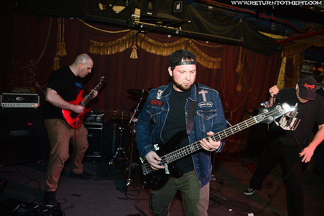 [branch davidian on Jan 16, 2020 at Ralph's (Worcester, MA)]
